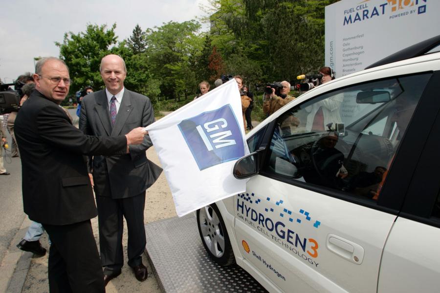  Opel HydroGen3 Concept 2005 года  (фото 11 из 69)